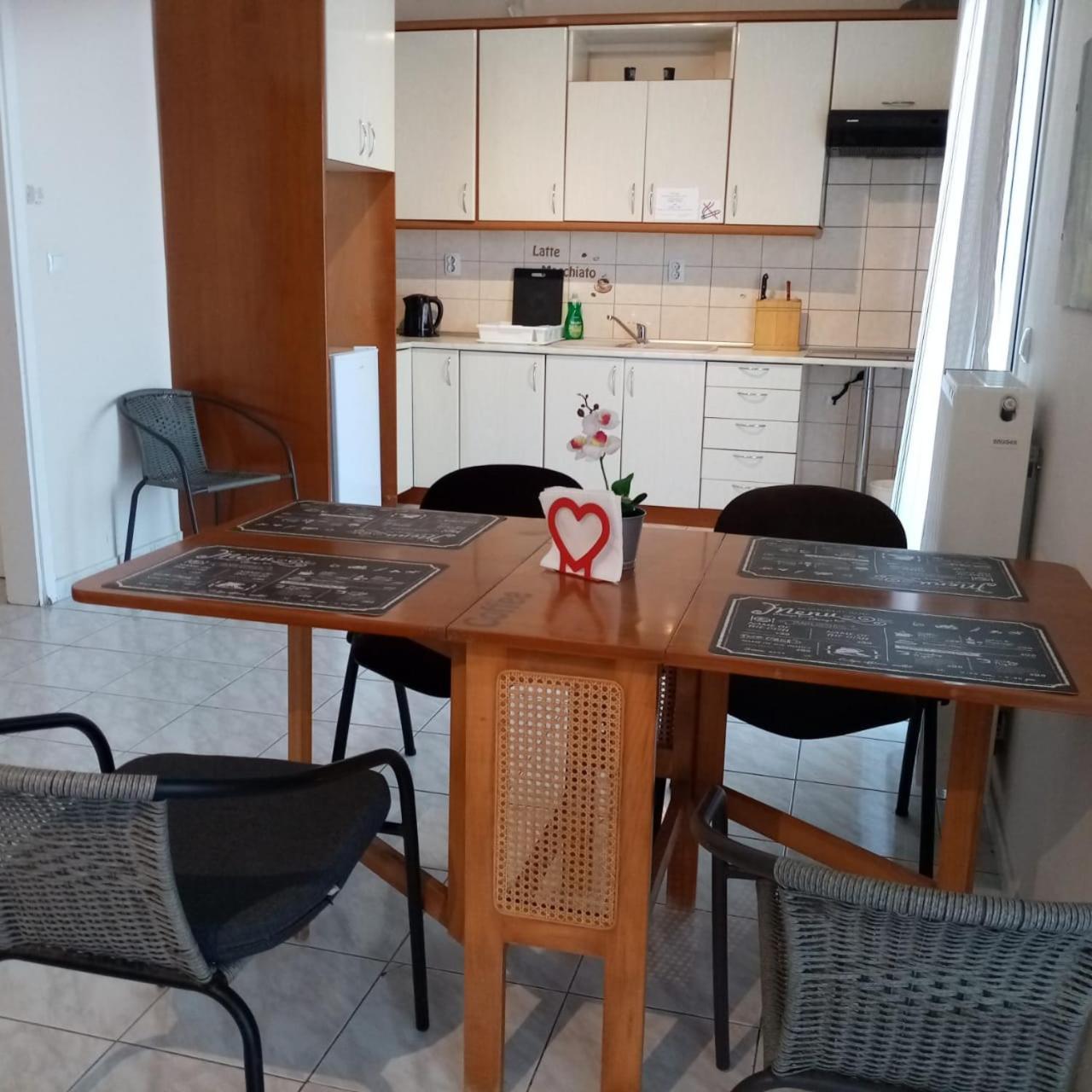 Apartment By The Beach With Amazing Sea View Peraia  Exterior photo